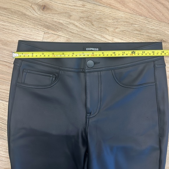 Vegan leather leggings - Picture 5 of 7